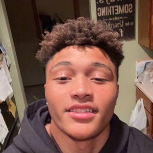 Meet your Posher, Kyle